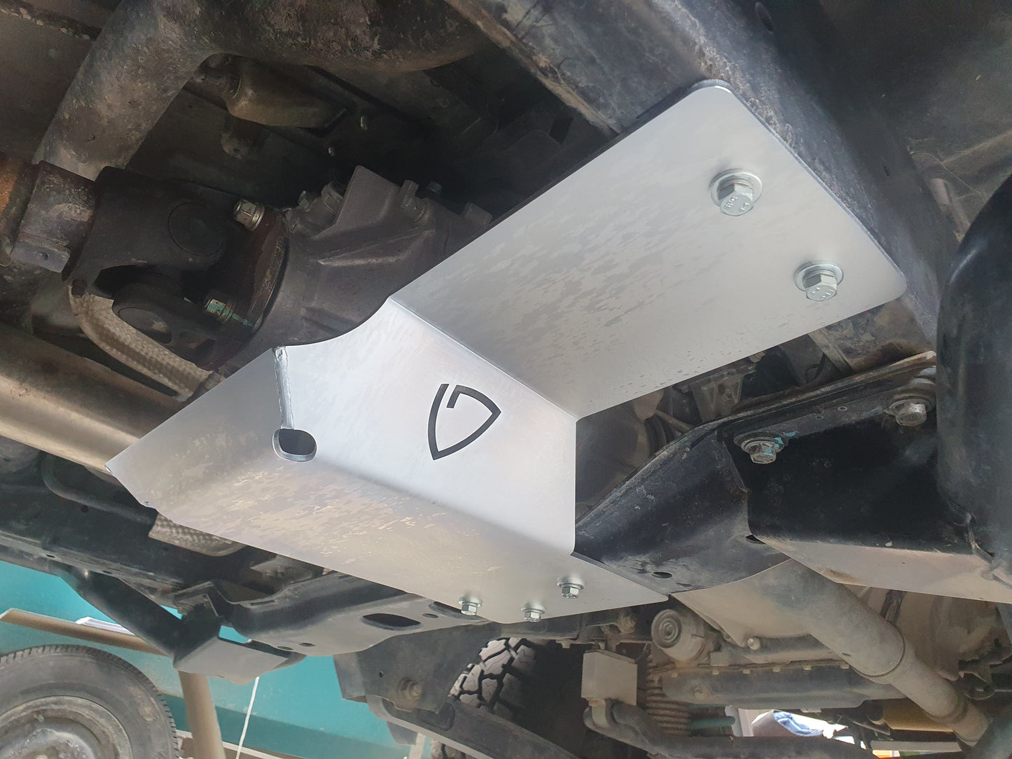 ACFab Toyota Landcruiser Transfer case guard VDJ 76/78/79 series