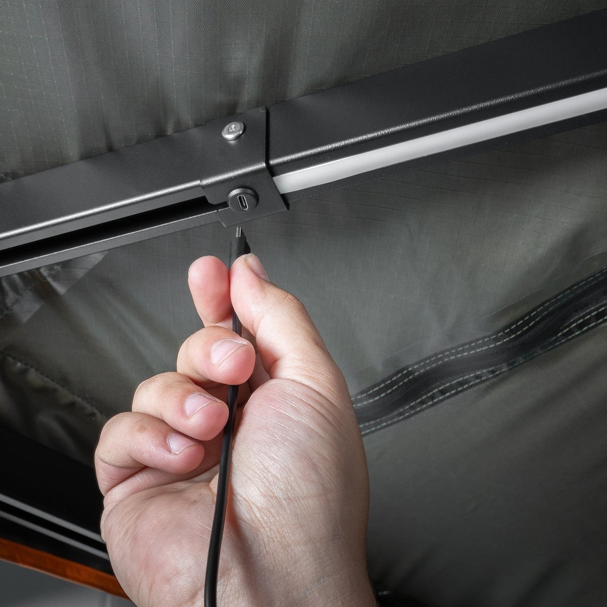 Darche Freestanding Hardshell 270 Awning - NZ Offroader