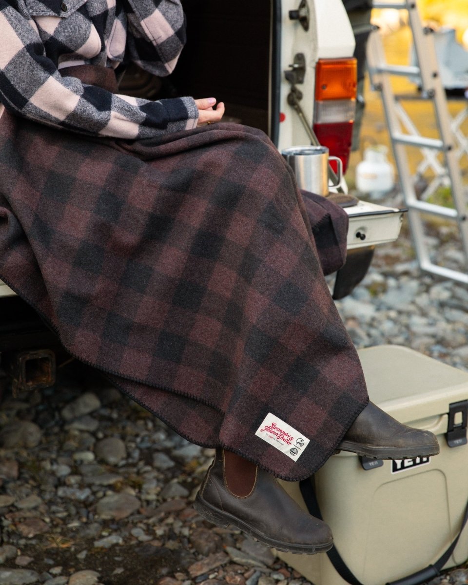 Feldon Swanndri Wool Camp Blanket - Plum Check - NZ Offroader