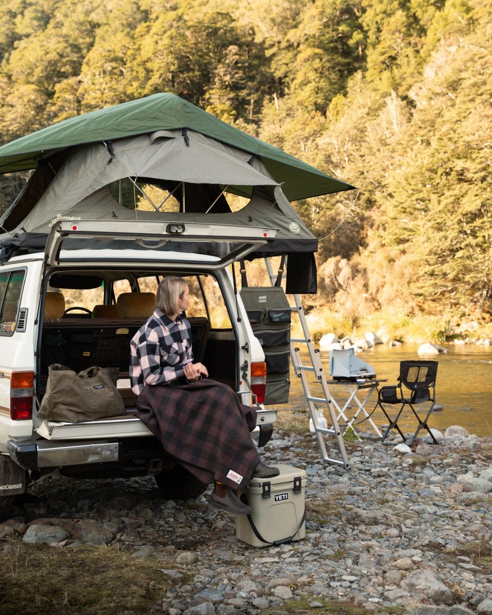 Feldon Swanndri Wool Camp Blanket - Plum Check - NZ Offroader