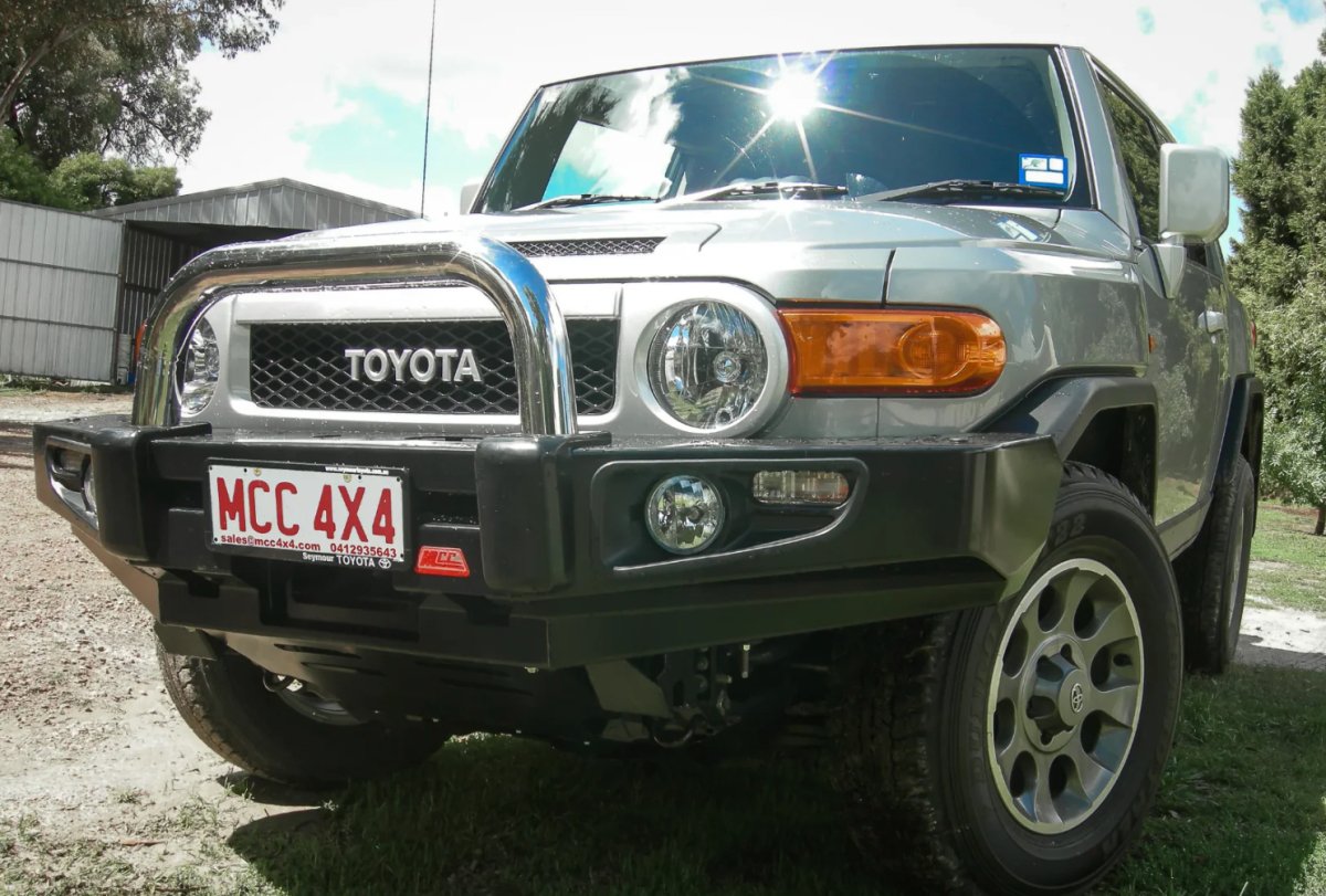 MCC Falcon 707 - 01 Single Loop Winch Bar for Toyota FJ Cruiser 2007 - current - NZ Offroader