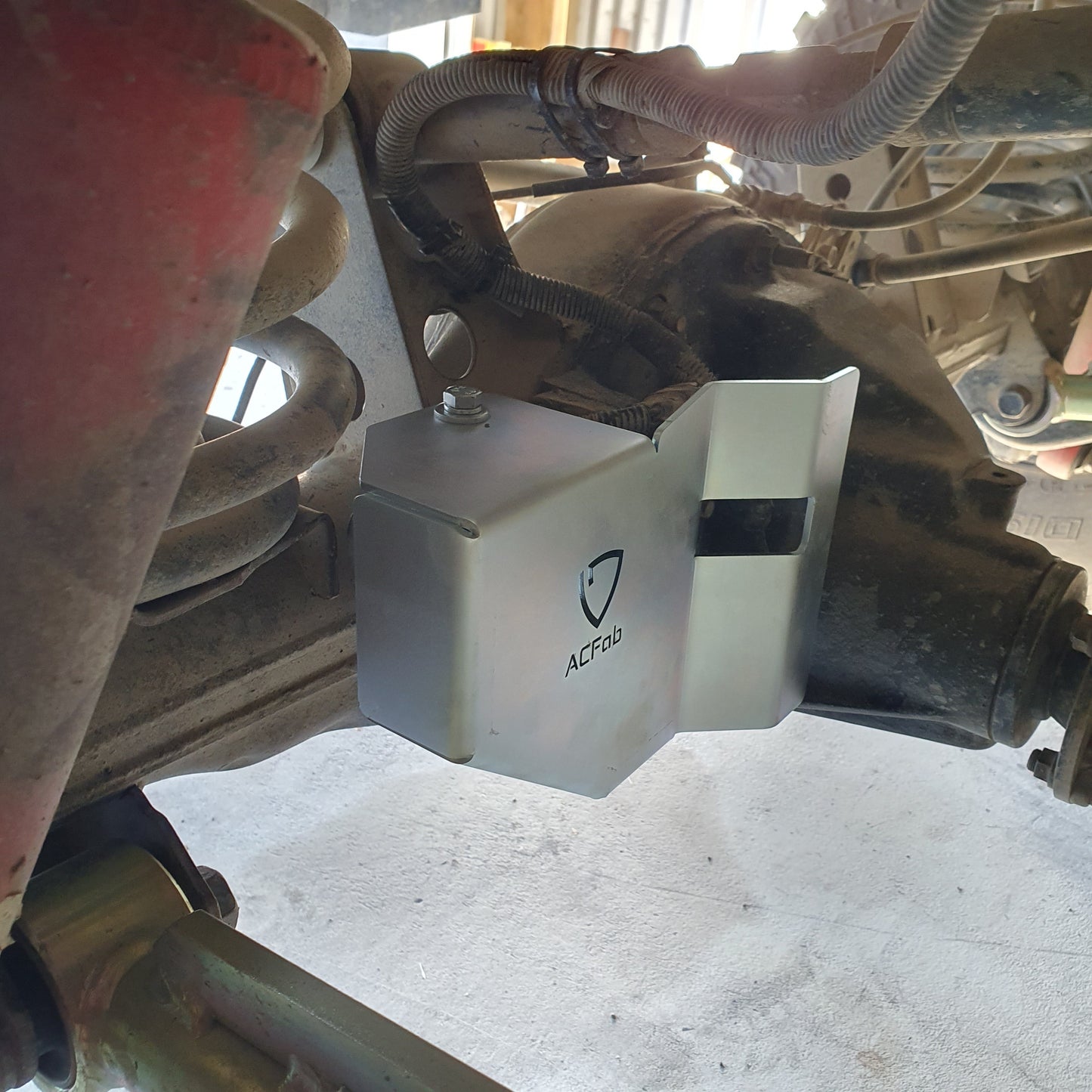 ACFab Toyota Landcruiser 76/78/79 and 80 series Rear Diff Locker Guard