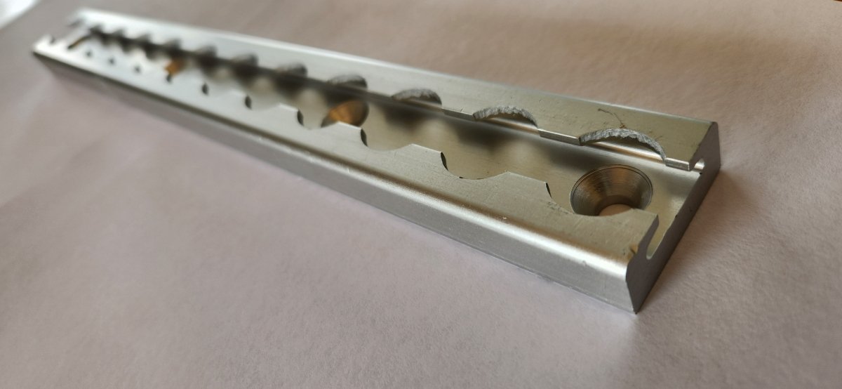 SAFEGUARD 300mm Anchor Track Single Pack - NZ Offroader
