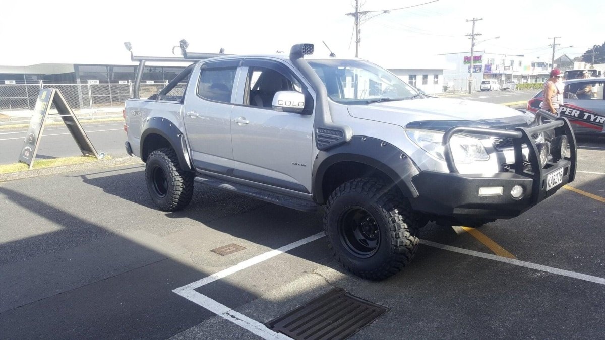 Kut Snake Monster Flares for Holden Colorado RG - NZ Offroader