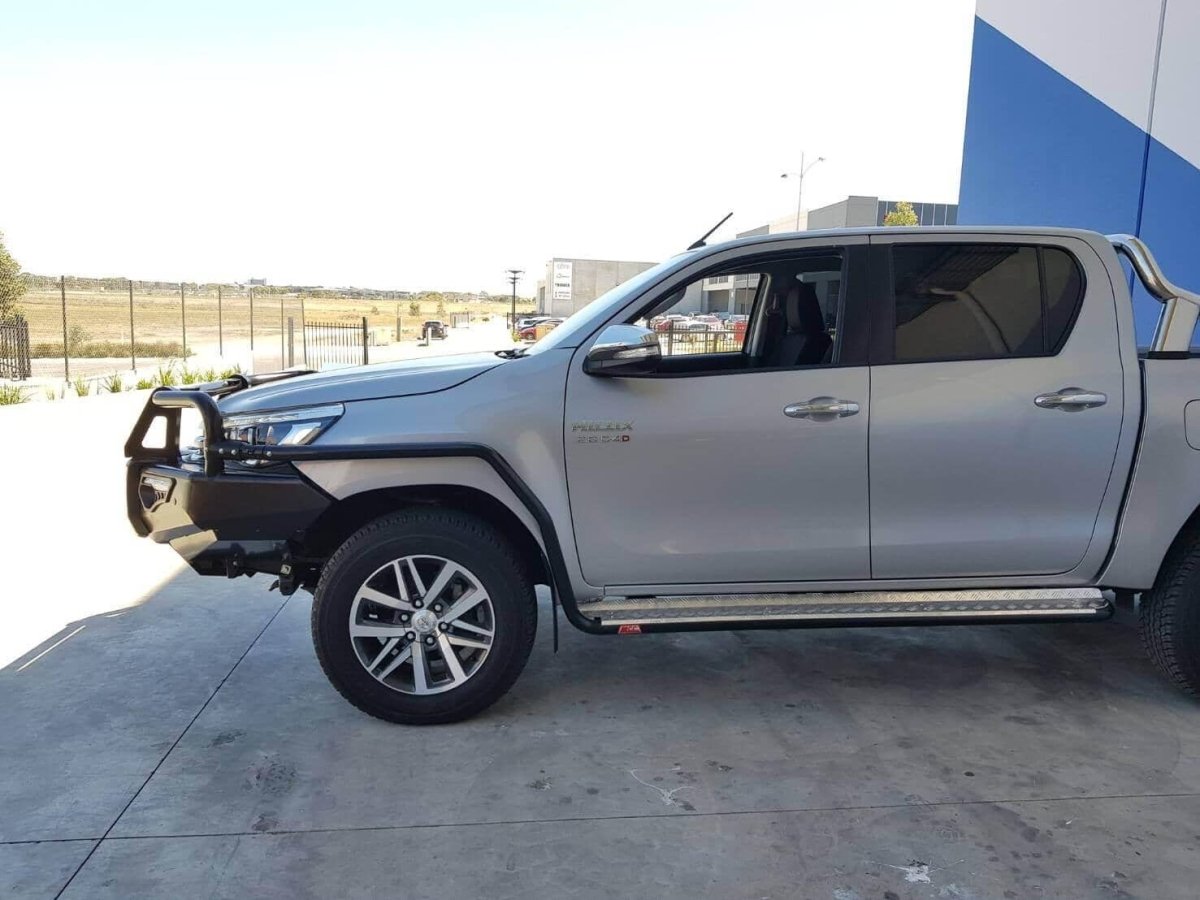 MCC Side Rails 030-09SR for Nissan Navara NP300 2015 - current - NZ Offroader
