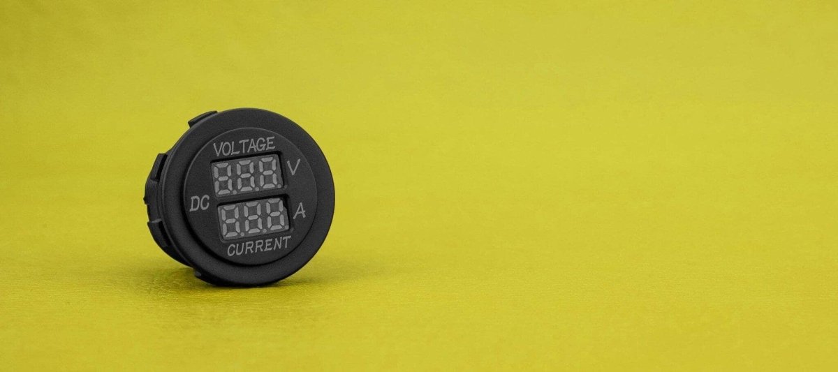 STEDI Dual Display 4x4 Volt & Amp Meter - NZ Offroader