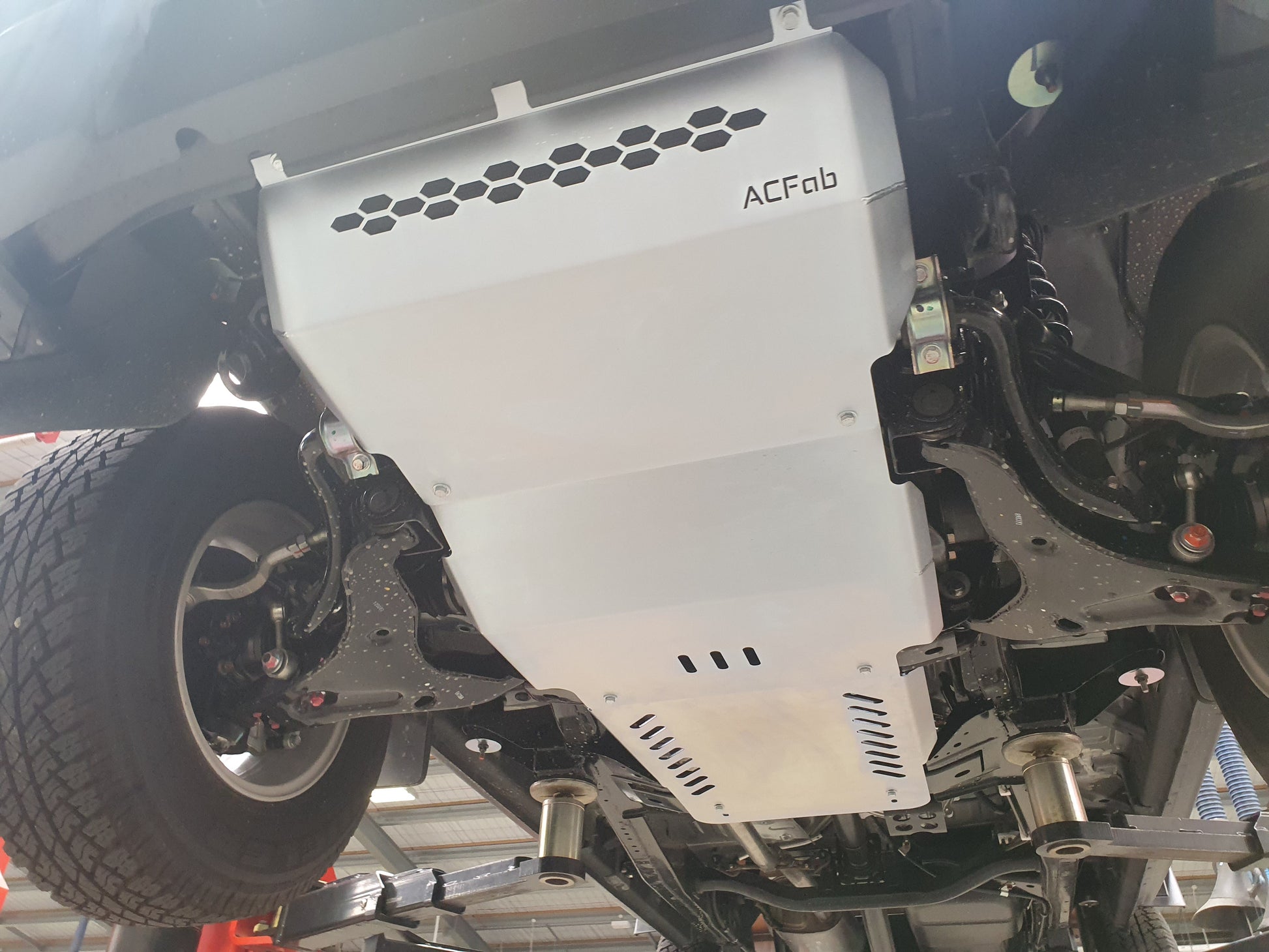 Mitsubishi Triton L200 MQ-MR Pajero Sport Bash Plates