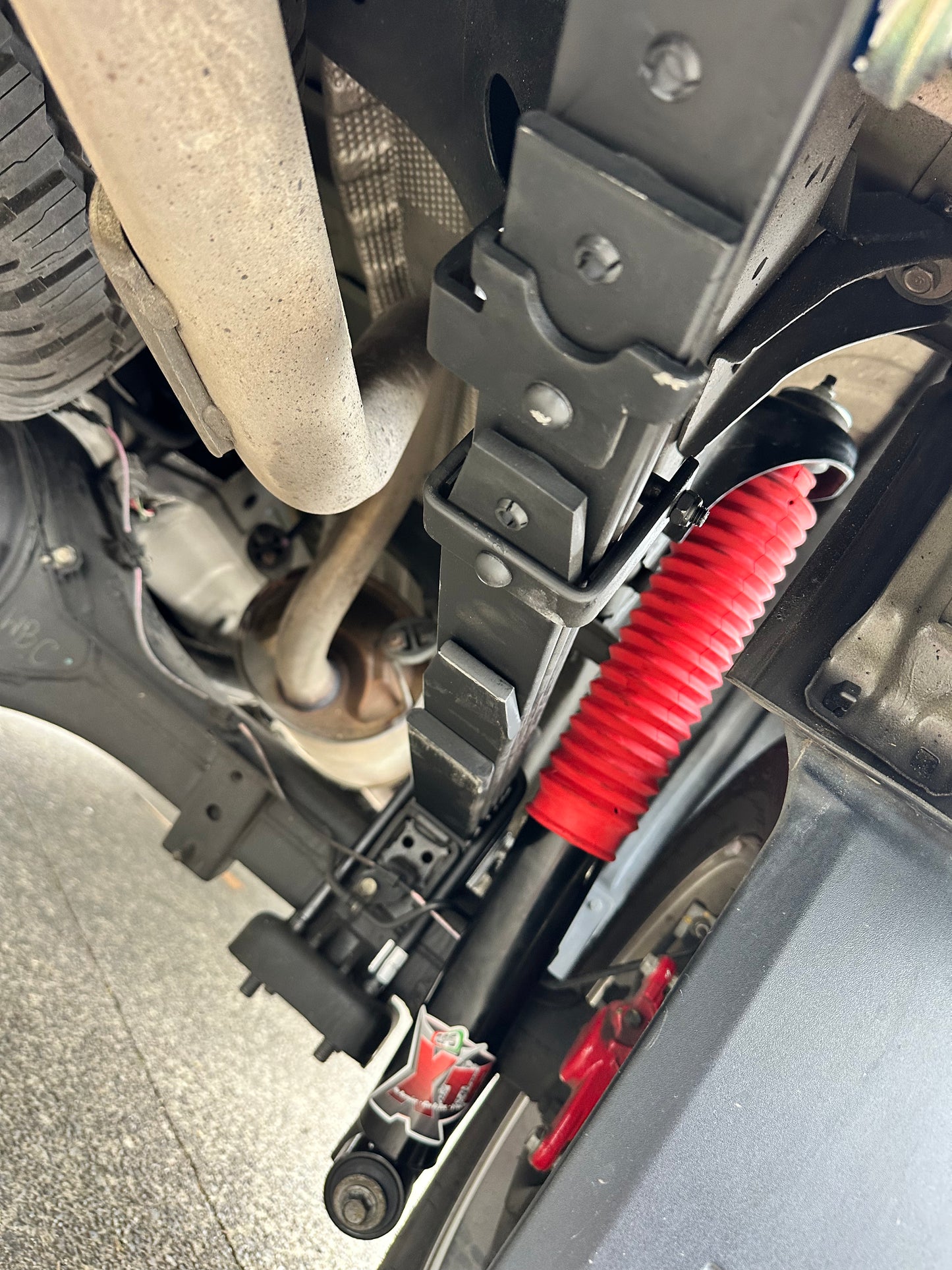 EFS Lift Kit To Suit Toyota Hilux Widetrack SR5 2022 ON