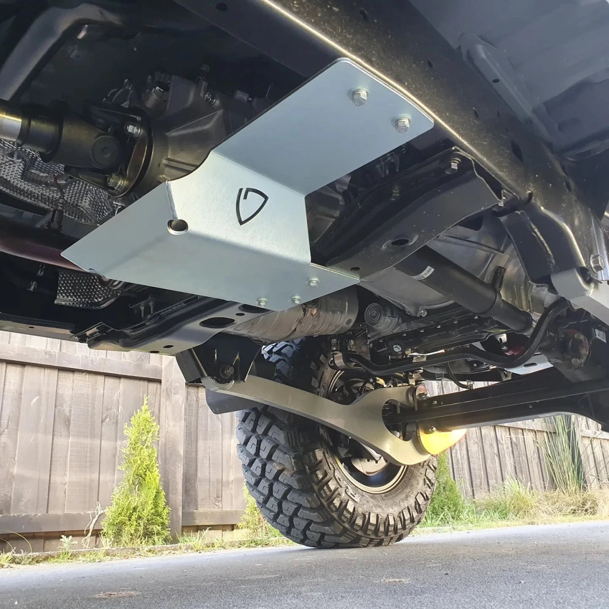 ACFab Toyota Landcruiser Transfer case guard VDJ 76/78/79 series - NZ Offroader