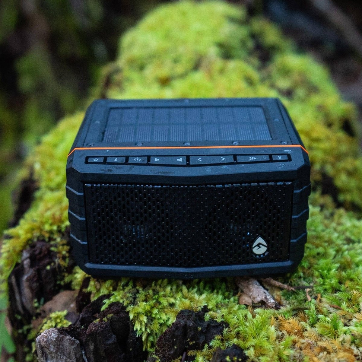 ECOXGEAR Sol Jam Solar Charging IP67 RGB Colour Music Sync LED Waterproof Speaker - NZ Offroader